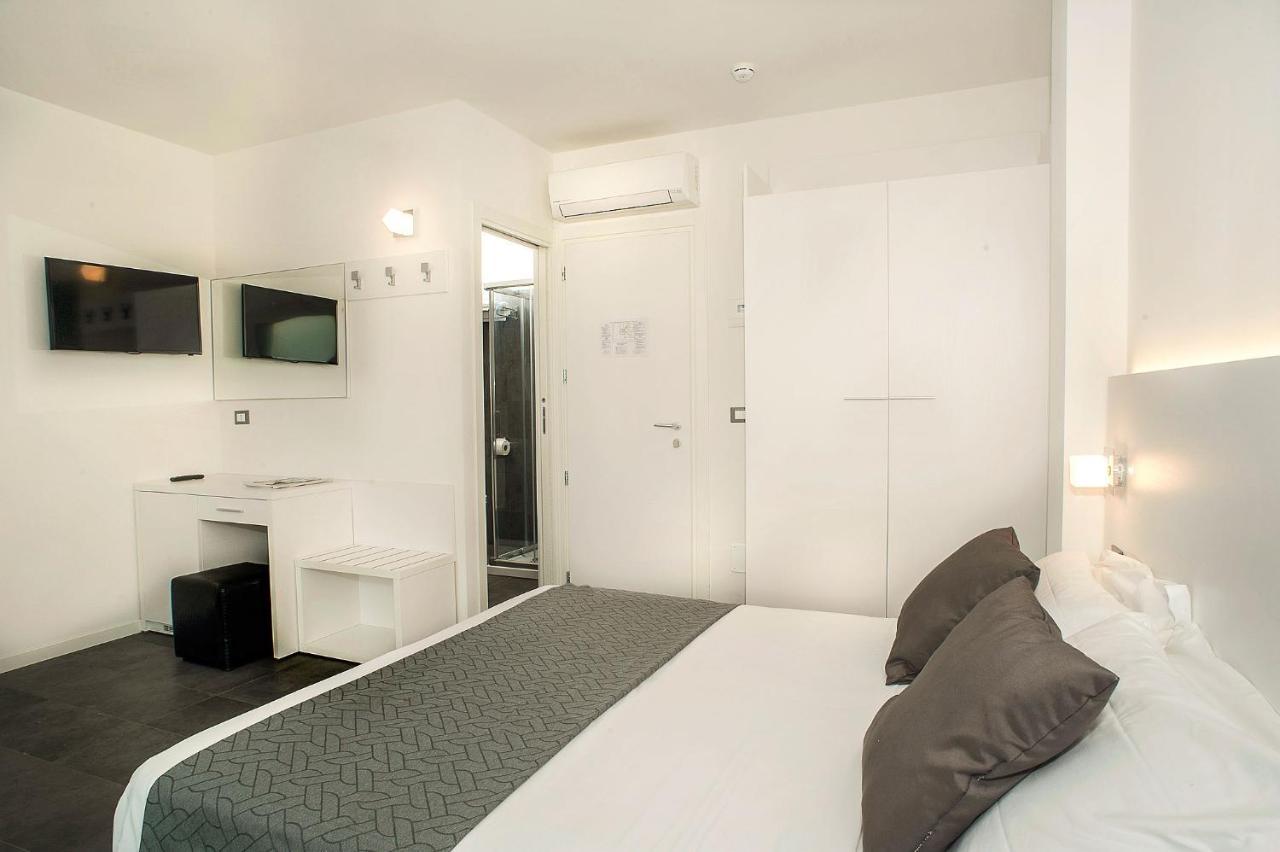 Hotel Niagara Католика Екстериор снимка