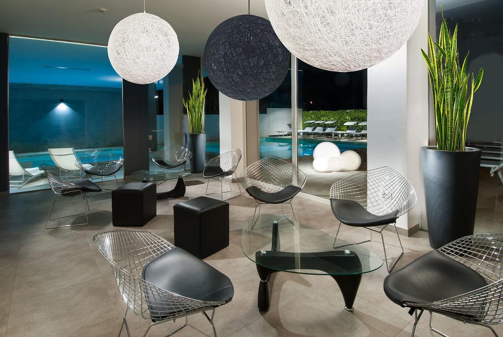 Hotel Niagara Католика Екстериор снимка